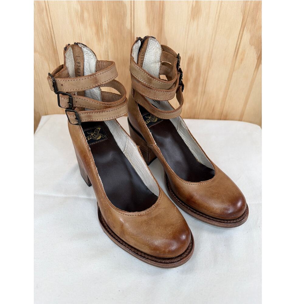 Freebird Randi Block Heel Sandals Tan Leather Size 6 NWOB Hoho Western Artisan